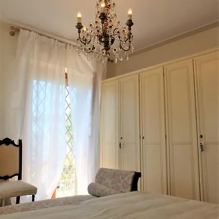 Ducks House * Lido di Camaiore